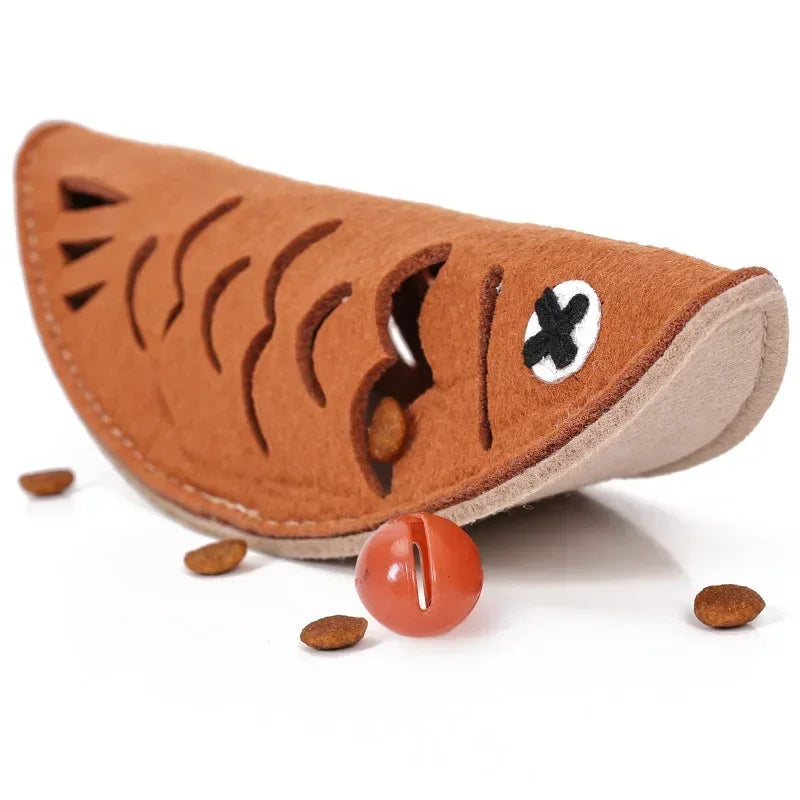 Funny Fish Shape Leaking Food Toy